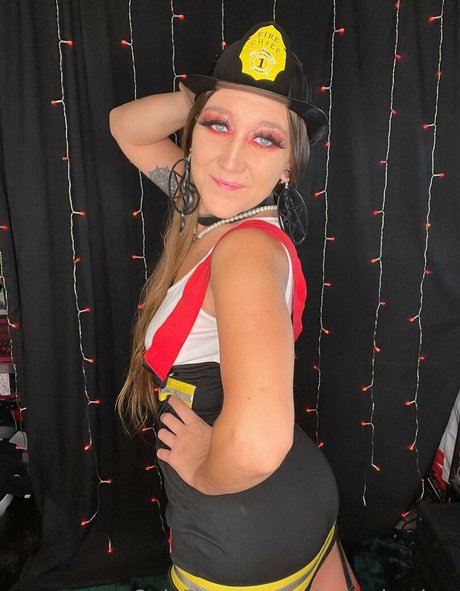 Naakte gelekte OnlyFans-foto van Misskushcakes