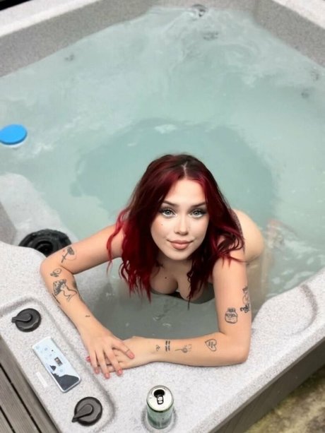Naakte gelekte OnlyFans-foto van Rachaelbabyxo
