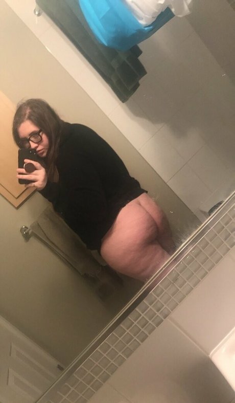 Naakte gelekte OnlyFans-foto van Mellybeanz74