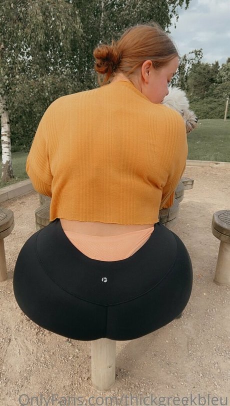 Naakte gelekte OnlyFans-foto van Thickgreekbleu