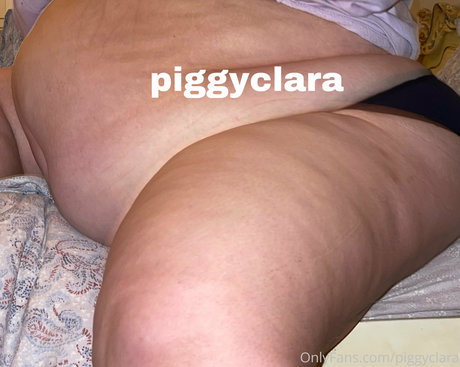 Naakte gelekte OnlyFans-foto van Piggyclara