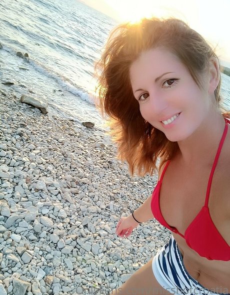 Naakte gelekte OnlyFans-foto van Misshotcroatia