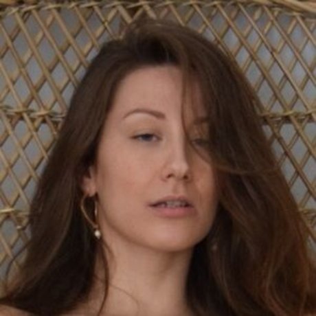 Naakte gelekte OnlyFans-foto van Ribault Manon