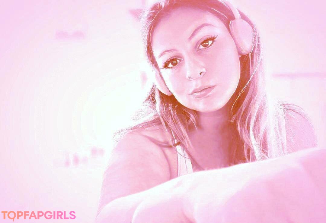 Naakte gelekte OnlyFans-foto van Misslunamagic #422 Naakte gelekte OnlyFans-foto van Misslunamagic #422