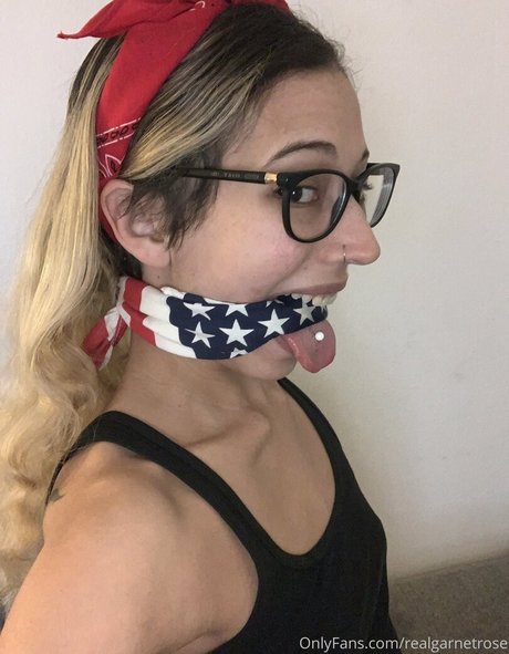 Realgarnetrose