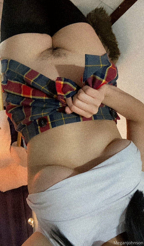 Naakte gelekte OnlyFans-foto van Meganjohnson