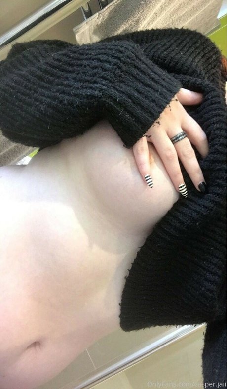 Naakte gelekte OnlyFans-foto van Casperjaii