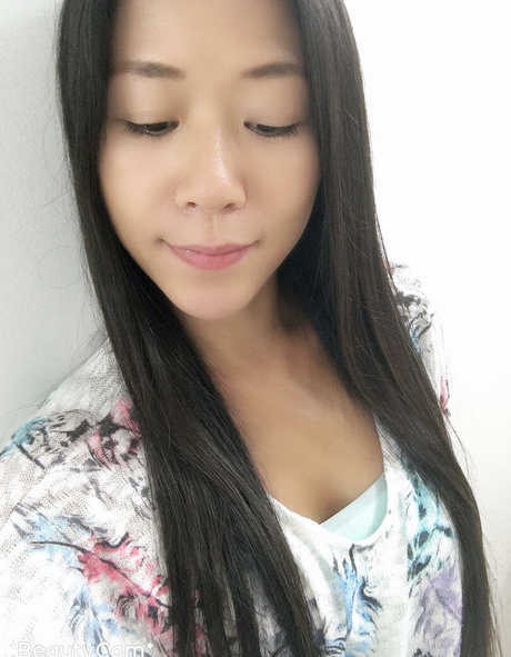 Naakte gelekte OnlyFans-foto van Asiancat69