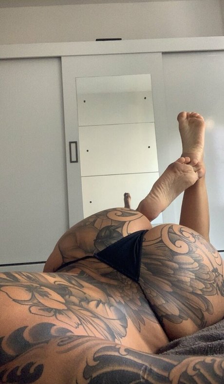 Naakte gelekte OnlyFans-foto van Scarletxxxrubia