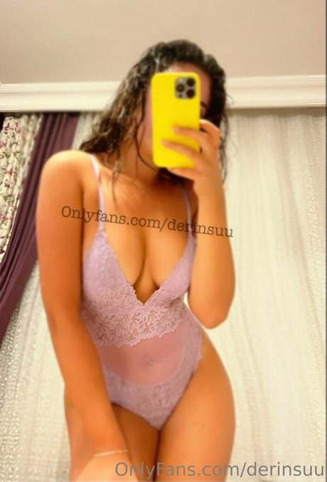 Naakte gelekte OnlyFans-foto van Derinvip