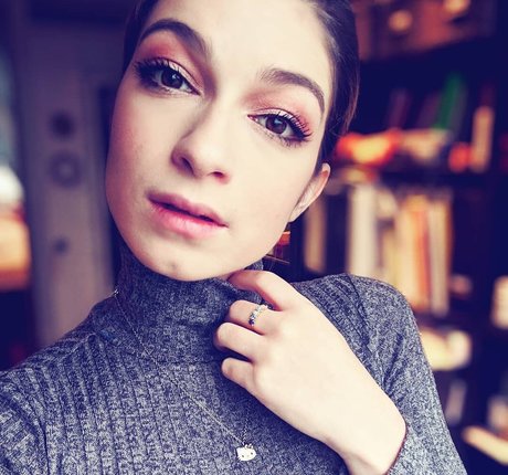 Naakte gelekte OnlyFans-foto van Sydney Meyer