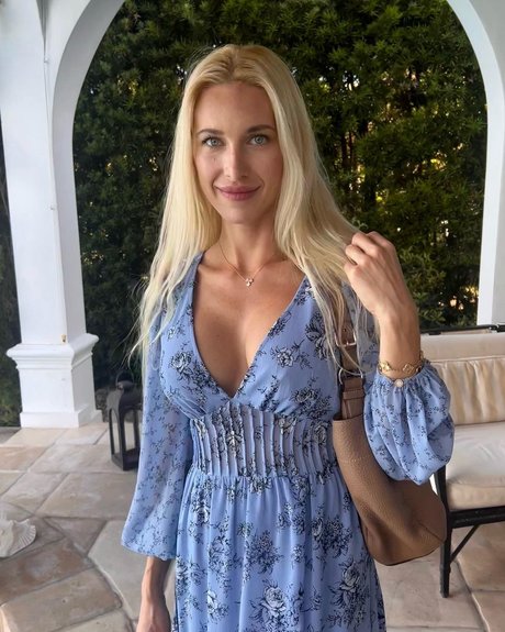Naakte gelekte OnlyFans-foto van Maria Doroshina