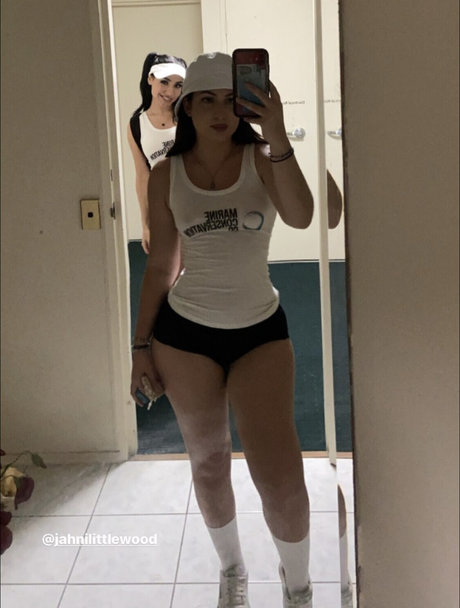 Naakte gelekte OnlyFans-foto van Taijeybaby