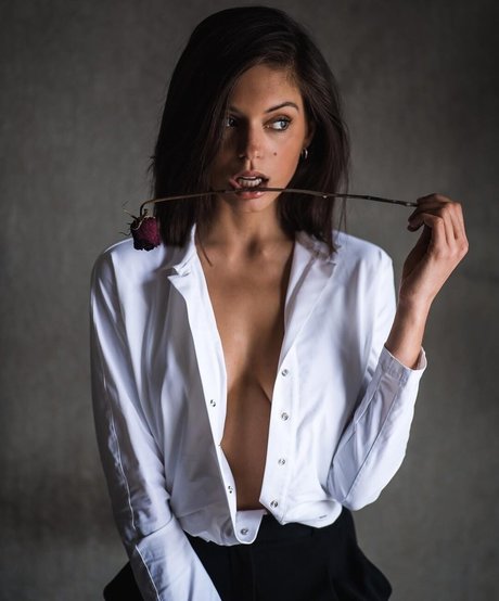 Naakte gelekte OnlyFans-foto van Alyssa Lynch
