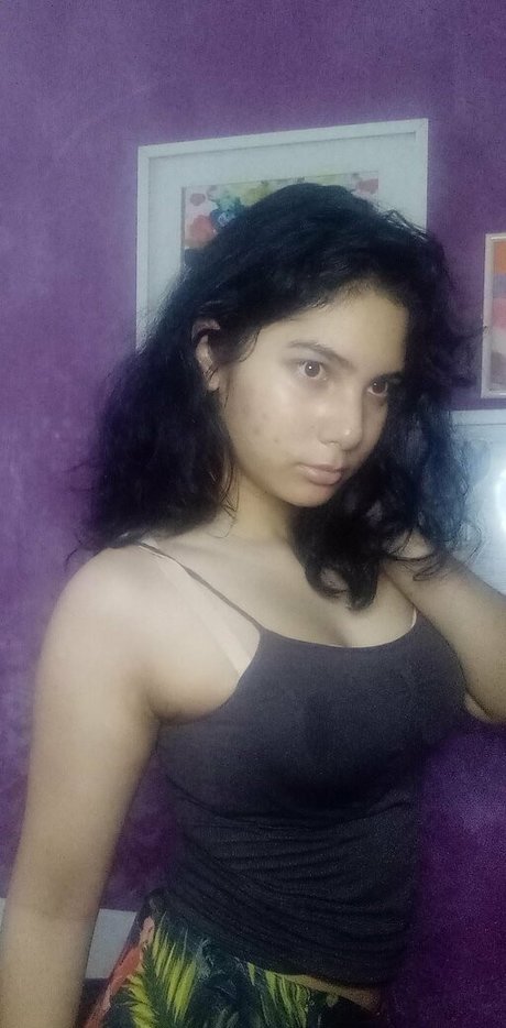 Naakte gelekte OnlyFans-foto van Themalaysiangirl