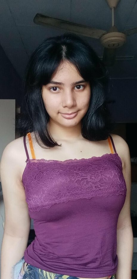 Naakte gelekte OnlyFans-foto van Themalaysiangirl