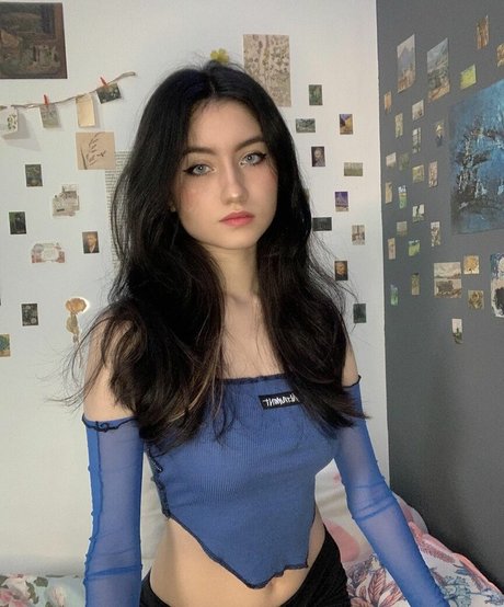 Naakte gelekte OnlyFans-foto van Ilamie