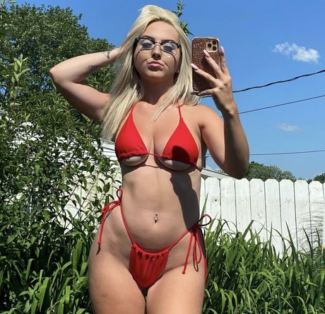 Naakte gelekte OnlyFans-foto van Yourfavtopic