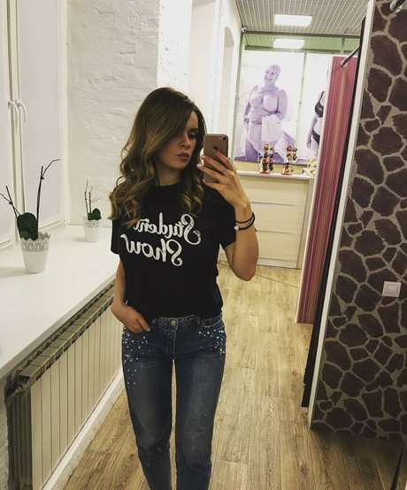 Naakte gelekte OnlyFans-foto van Sveta Koltunova