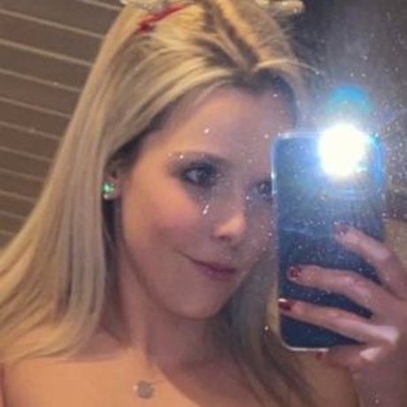 Naakte gelekte OnlyFans-foto van Catalina Feliz