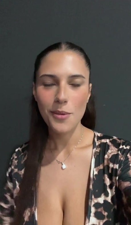 Naakte gelekte OnlyFans-foto van Maria Vittoria