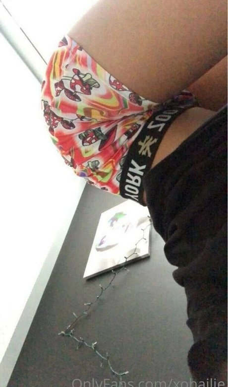 Naakte gelekte OnlyFans-foto van Xohailie