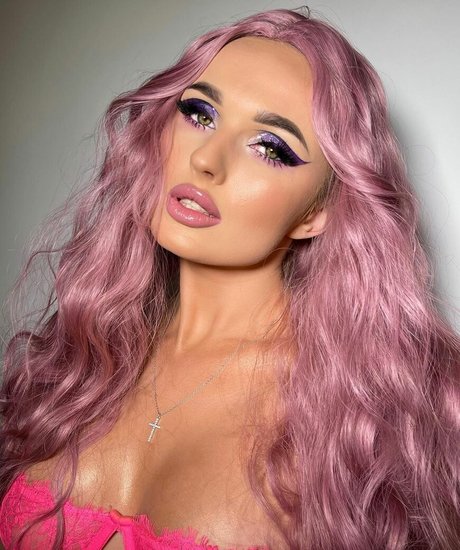 Naakte gelekte OnlyFans-foto van Chikagokate