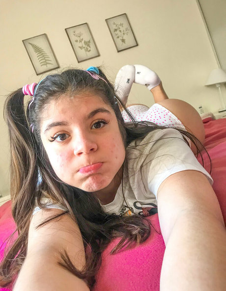 Naakte gelekte OnlyFans-foto van Arilol