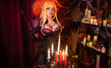Naakte gelekte OnlyFans-foto van Alice Cosplay