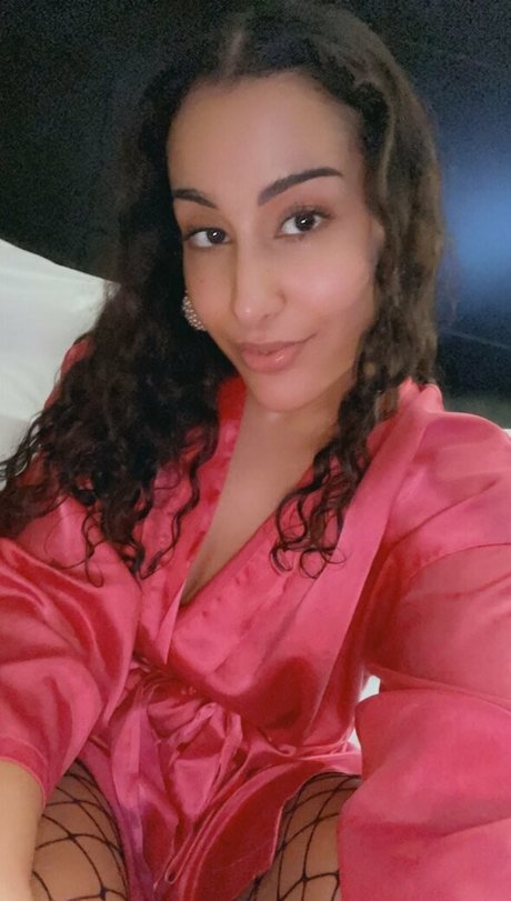 Naakte gelekte OnlyFans-foto van Mala444u