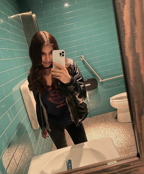 ChloeNight