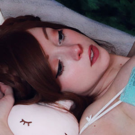 Naakte gelekte OnlyFans-foto van Xareios