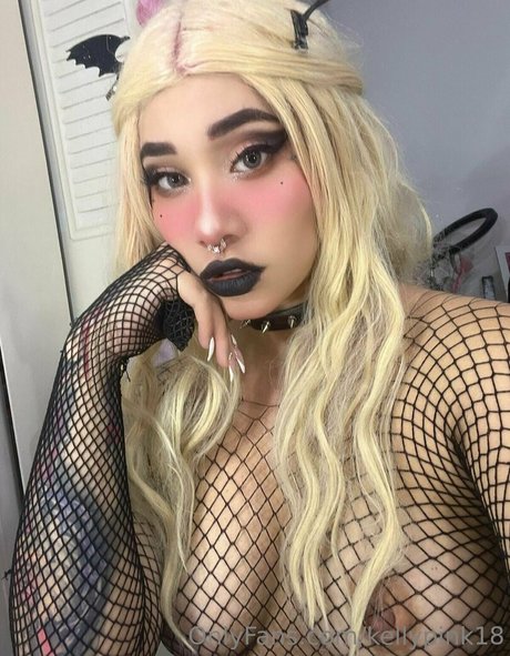 Naakte gelekte OnlyFans-foto van Kellypink18
