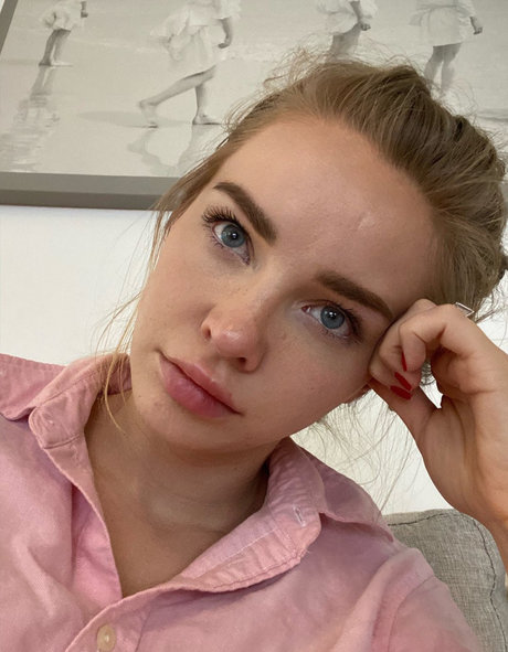 Naakte gelekte OnlyFans-foto van Wolfetrap