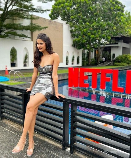 Naakte gelekte OnlyFans-foto van Aahana Kumra