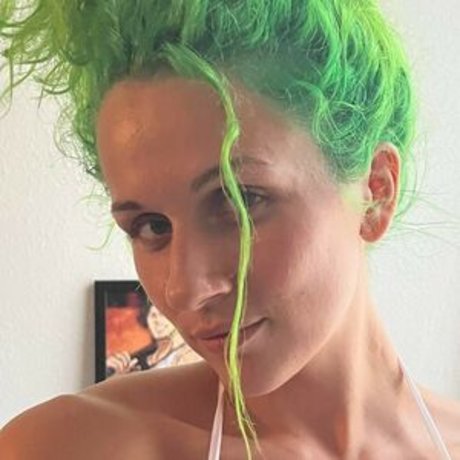 Naakte gelekte OnlyFans-foto van Sscauliflass