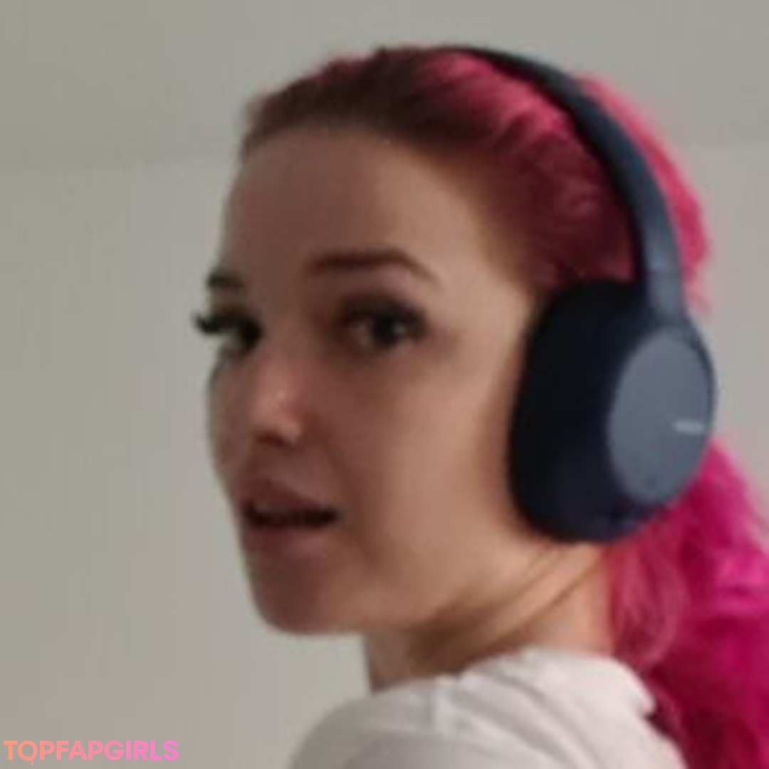Naakte gelekte OnlyFans-foto van Fitonastya #4 Naakte gelekte OnlyFans-foto van Fitonastya #4