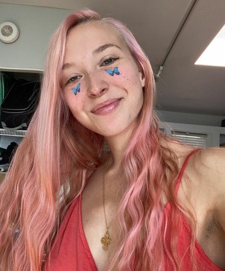 Naakte gelekte OnlyFans-foto van Beckyythebrat
