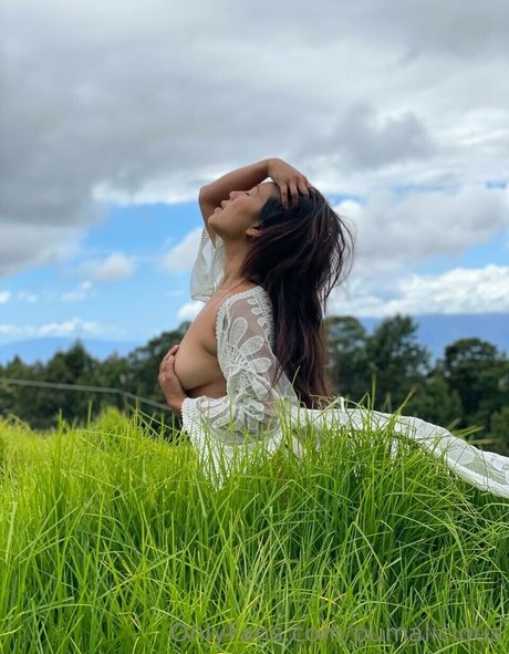 Naakte gelekte OnlyFans-foto van Pumalicious