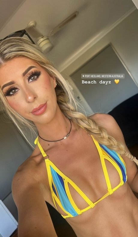 Naakte gelekte OnlyFans-foto van Sarah Jongeling