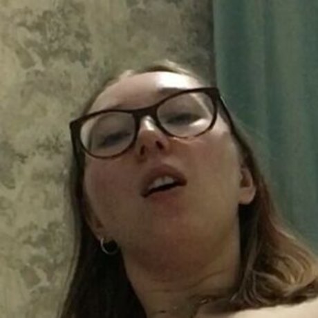 Naakte gelekte OnlyFans-foto van Sweetieksu