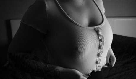 Naakte gelekte OnlyFans-foto van Mckenna Grant