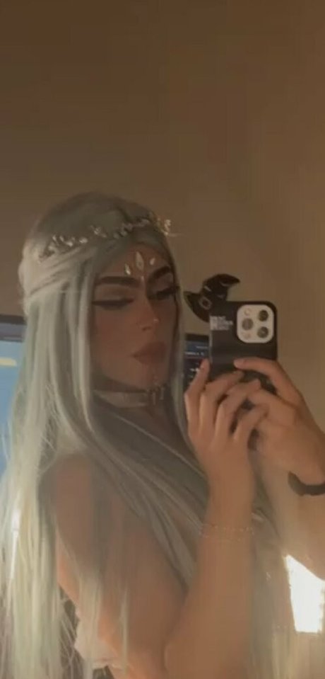Naakte gelekte OnlyFans-foto van Sweetestxbella