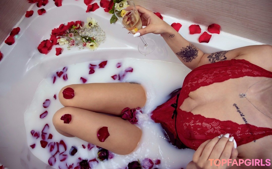 Naakte gelekte OnlyFans-foto van Ameliaadarknes #1 Naakte gelekte OnlyFans-foto van Ameliaadarknes #1