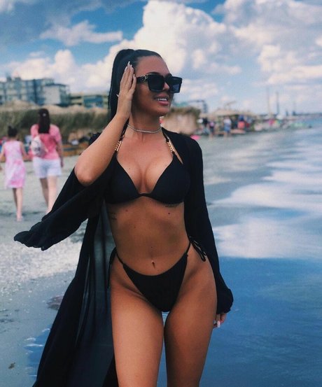 Naakte gelekte OnlyFans-foto van Andradumi