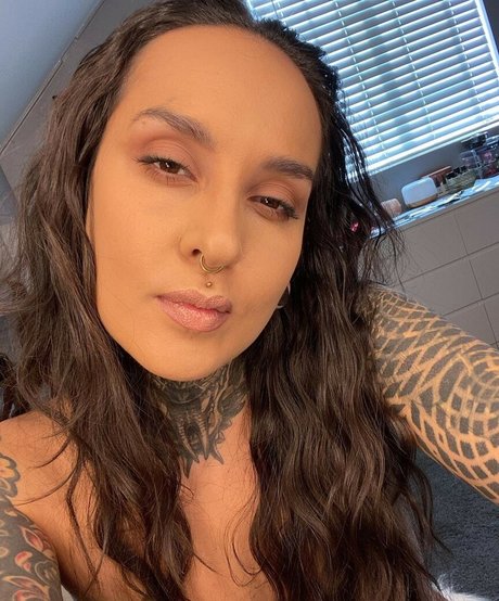Naakte gelekte OnlyFans-foto van Tatiana Shmayluk