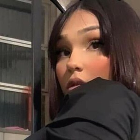 Naakte gelekte OnlyFans-foto van Raissa Santos