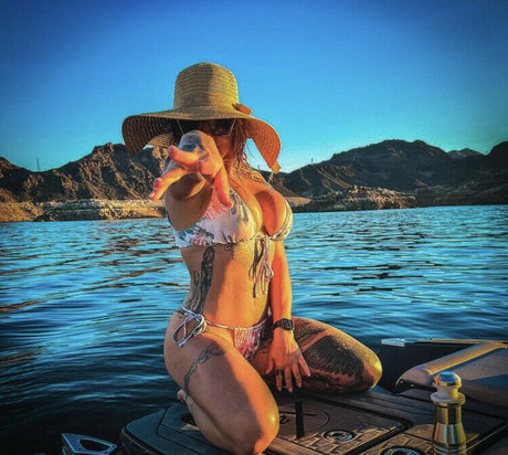 Naakte gelekte OnlyFans-foto van Gracefly