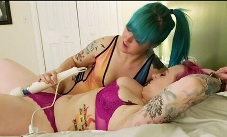 Charlotteaxes