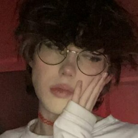 Naakte gelekte OnlyFans-foto van Bbykoda